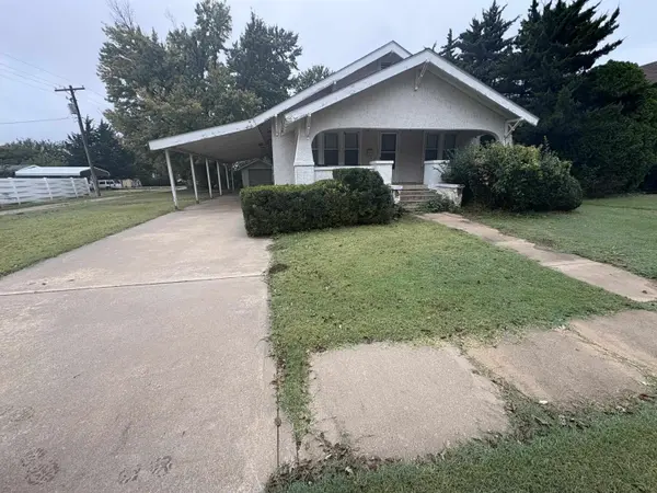 127 N 9th St, Kiowa, KS 67070