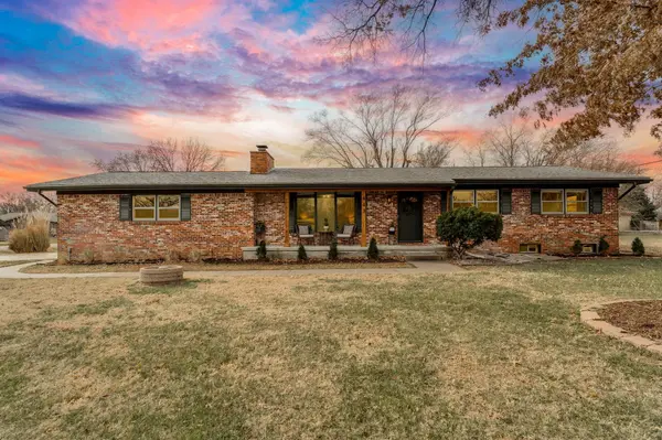 443 S Callahan Dr, Wichita, KS 67209