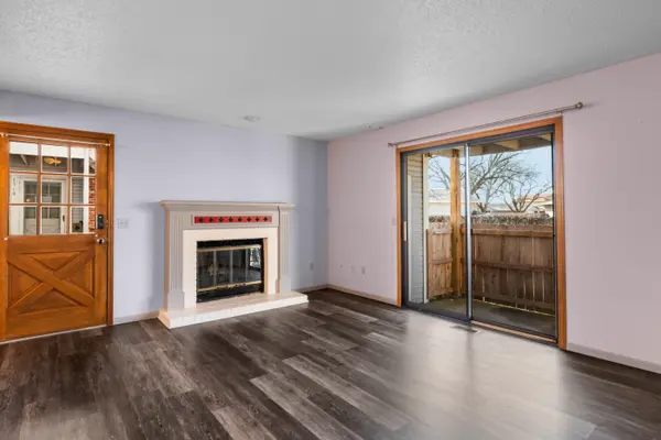 1717 S Cypress St, Wichita, KS 67207