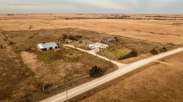 2904 10th St, Burns, KS 66840