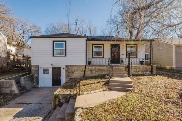 1224 Henry,  Augusta,  KS 67010