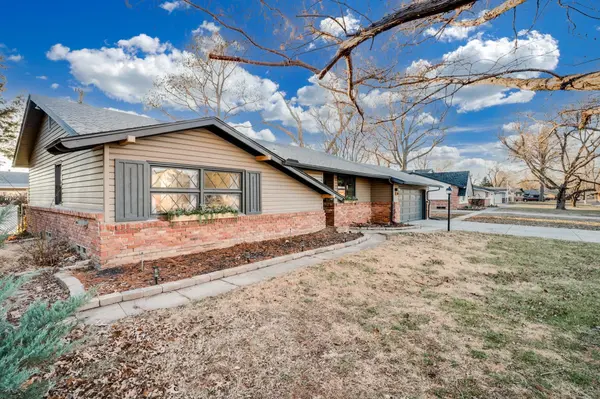 739 N Murray Ave, Wichita, KS 67212