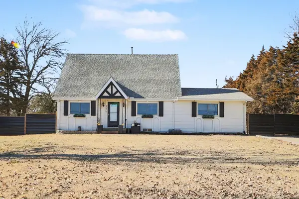 4701 N Woodlawn Blvd, Bel Aire, KS 67220