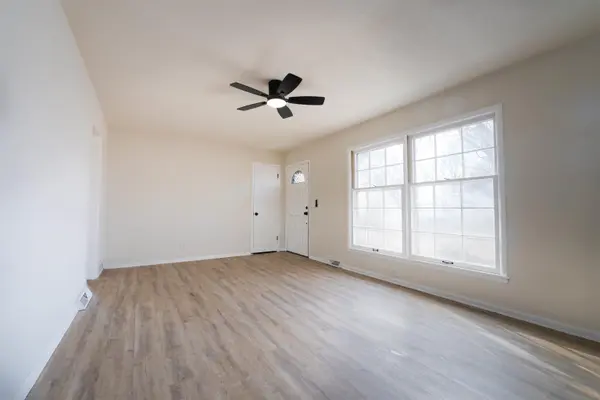2048 N Mccomas St, Wichita, KS 67203