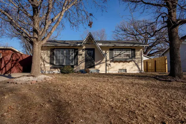 2048 N Mccomas St, Wichita, KS 67203