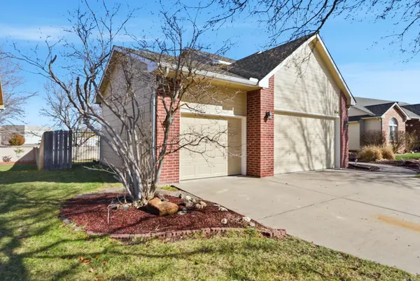 3154 N Wild Rose St, Wichita, KS 67205-1944