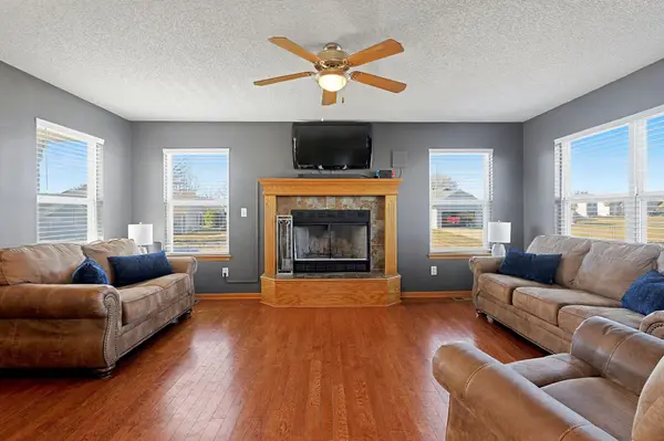 2512 Mainsgate Dr, Augusta, KS 67010