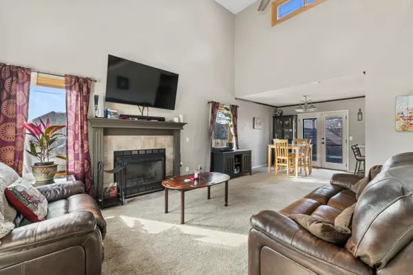 1209 S Todd St, Wichita, KS 67207
