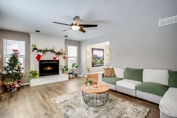 1319 E Warren Ave, Derby, KS 67037
