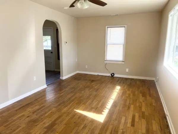 401 N Park St, Wellington, KS 67152