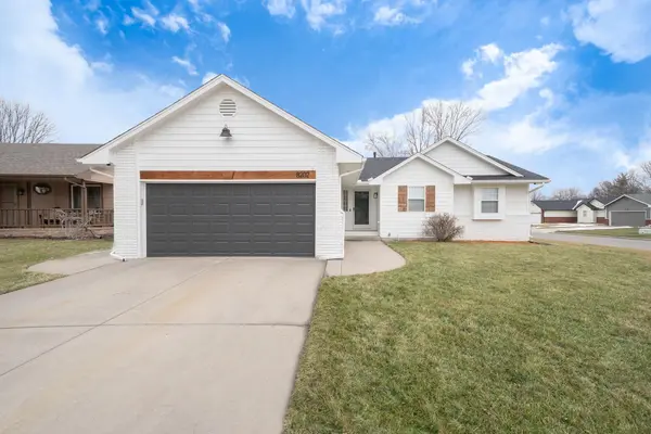 8202 W 16th Ct N, Wichita, KS 67212