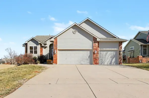 338 S Nineiron St, Wichita, KS 67235