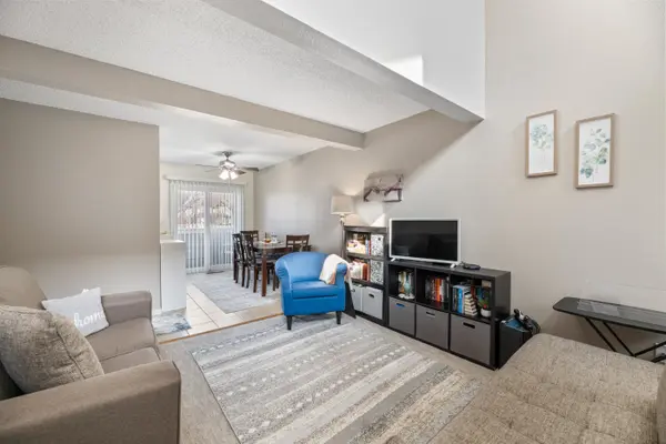 2021 N Broadmoor St Apt 402, Wichita, KS 67206