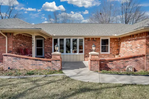 1547 N Caddy Ln, Wichita, KS 67212