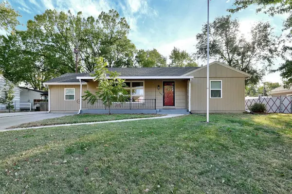 804 Columbus, Newton, KS 67114