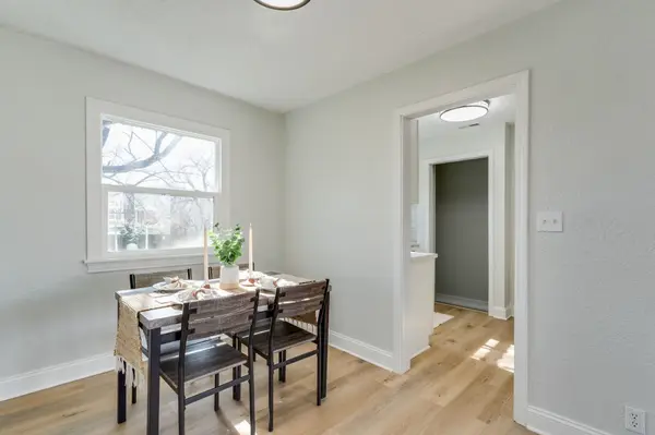 3009 E Maplewood Dr, Wichita, KS 67214