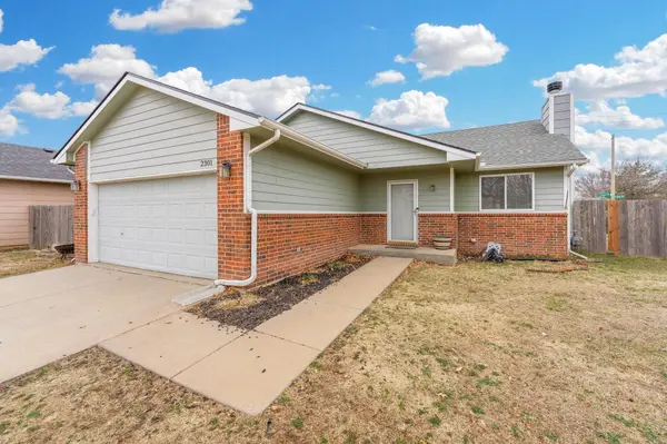 2301 S Westgate St, Wichita, KS 67209