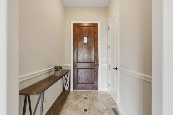 2929 N Pepper Ridge, Wichita, KS 67205