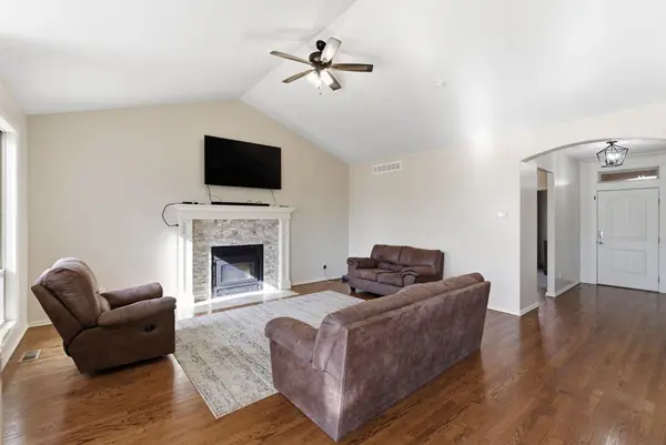1233 E Bearhill Circle, Park City, KS 67147