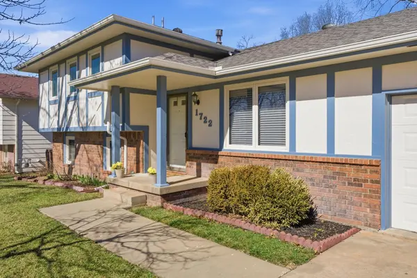 1722 Overlook Dr., Derby, KS 67037