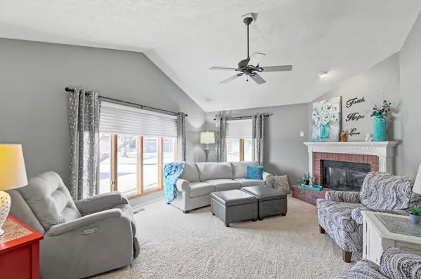 2302 N High Point Circle, Wichita, KS 67205