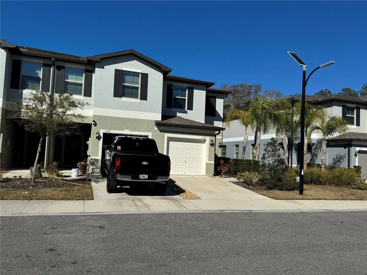 5131 FORUM BLVD, Holiday, FL 34690