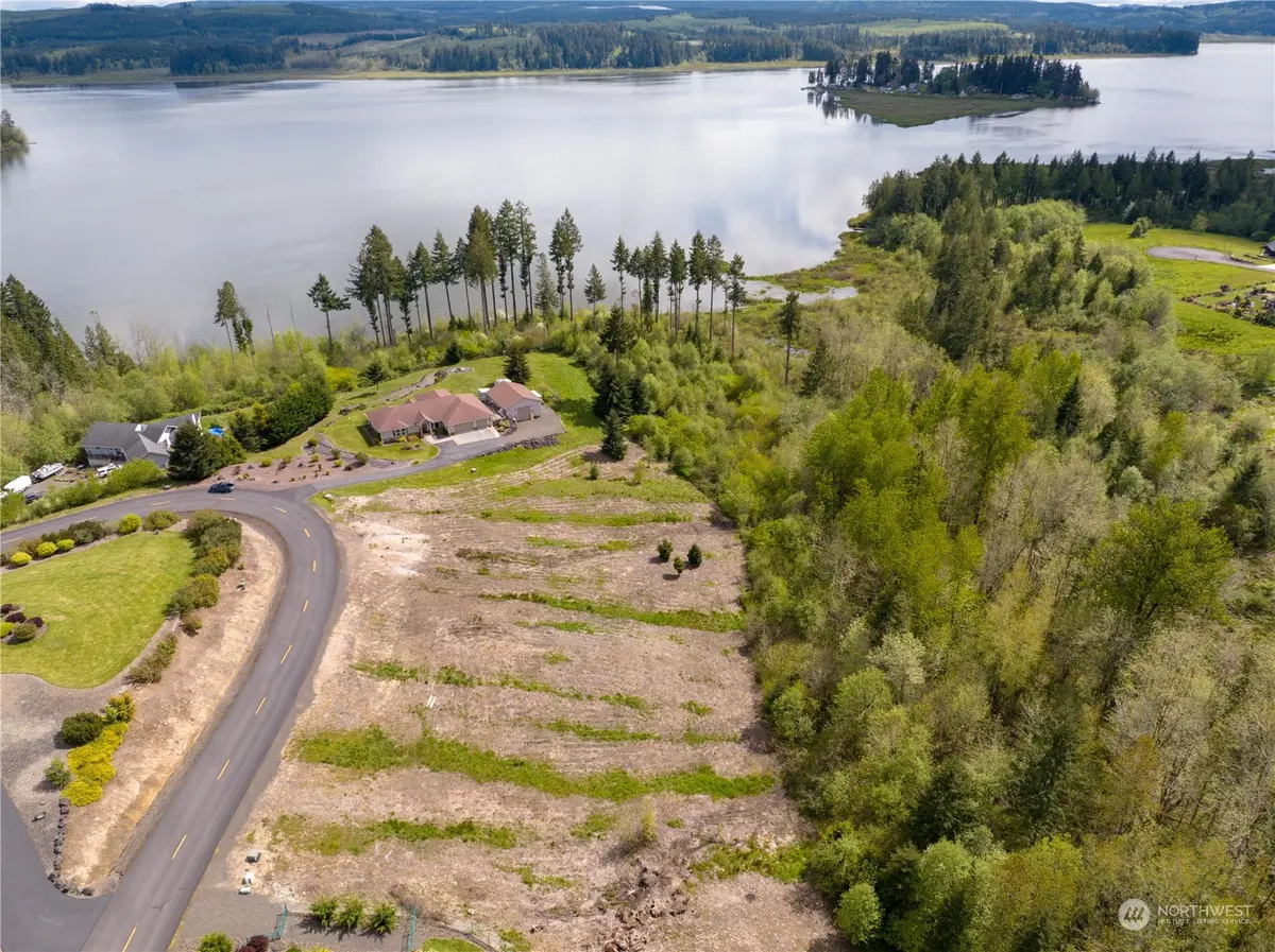 249 Basswood DR, Silverlake, WA 98645