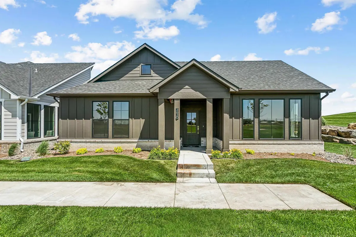 2620 W Shearwater St, Wichita, KS 67204