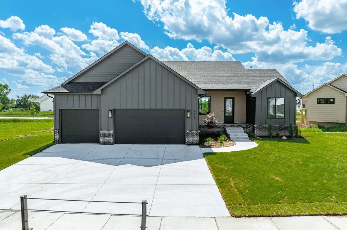 8485 Pebble St., Maize, KS 67101