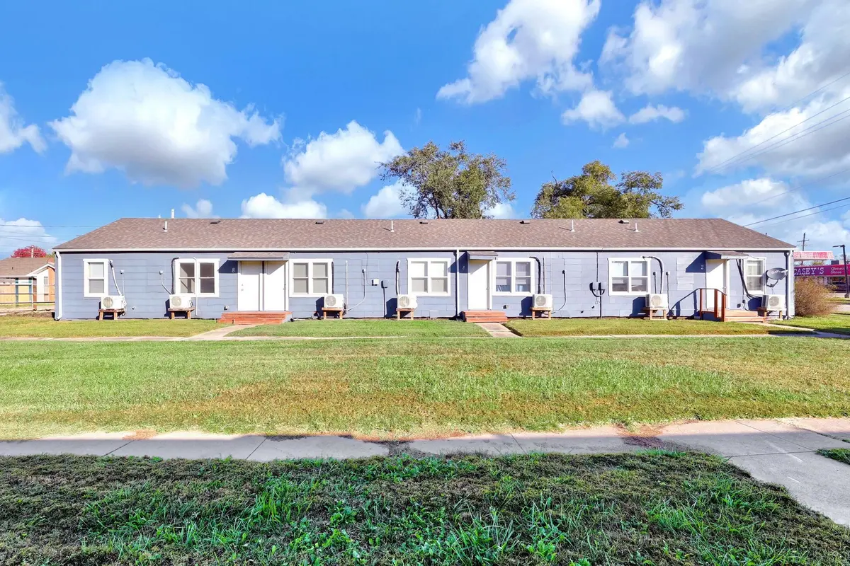 319 N Ash, Hillsboro, KS 67063