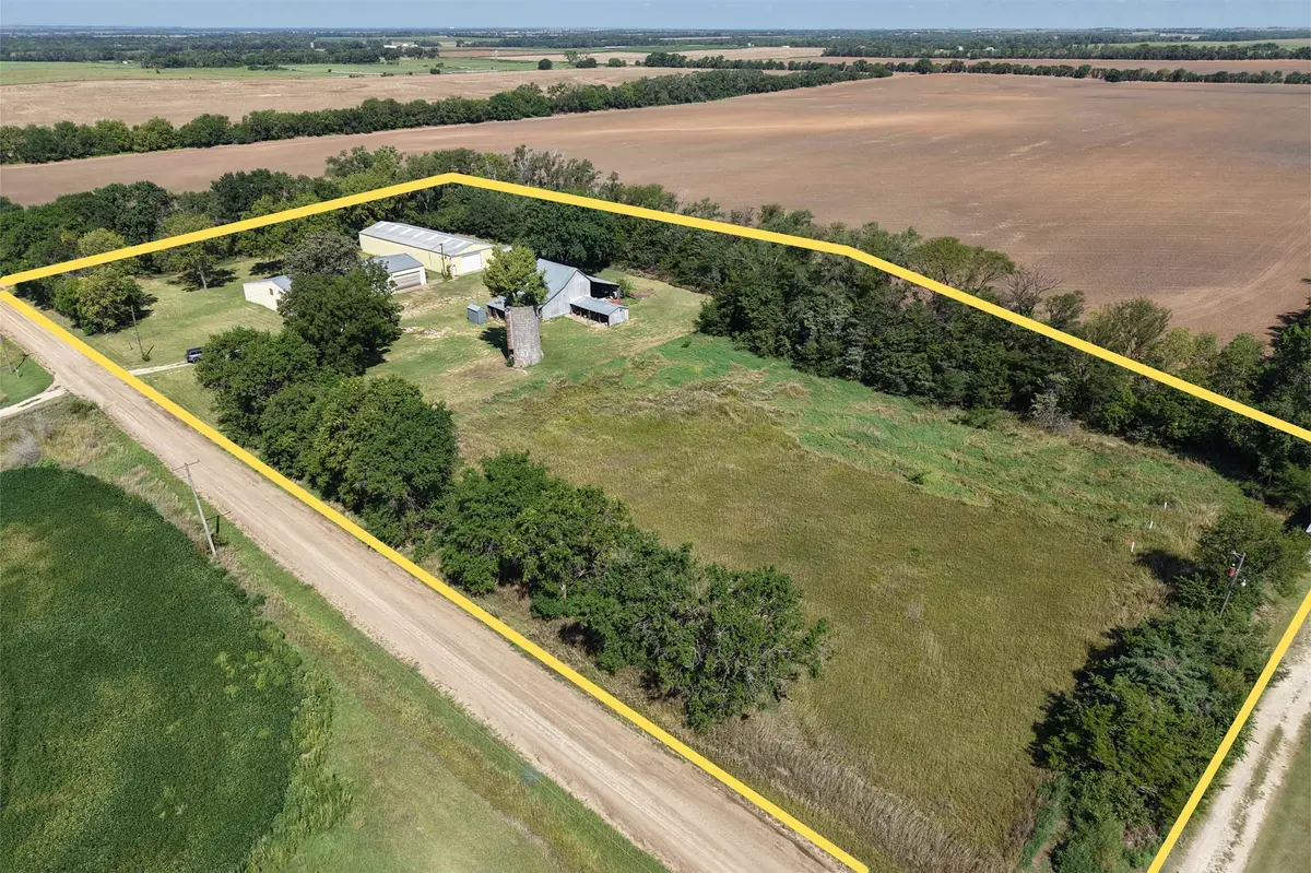 1943 Frontier Road, Bennington, KS 67422