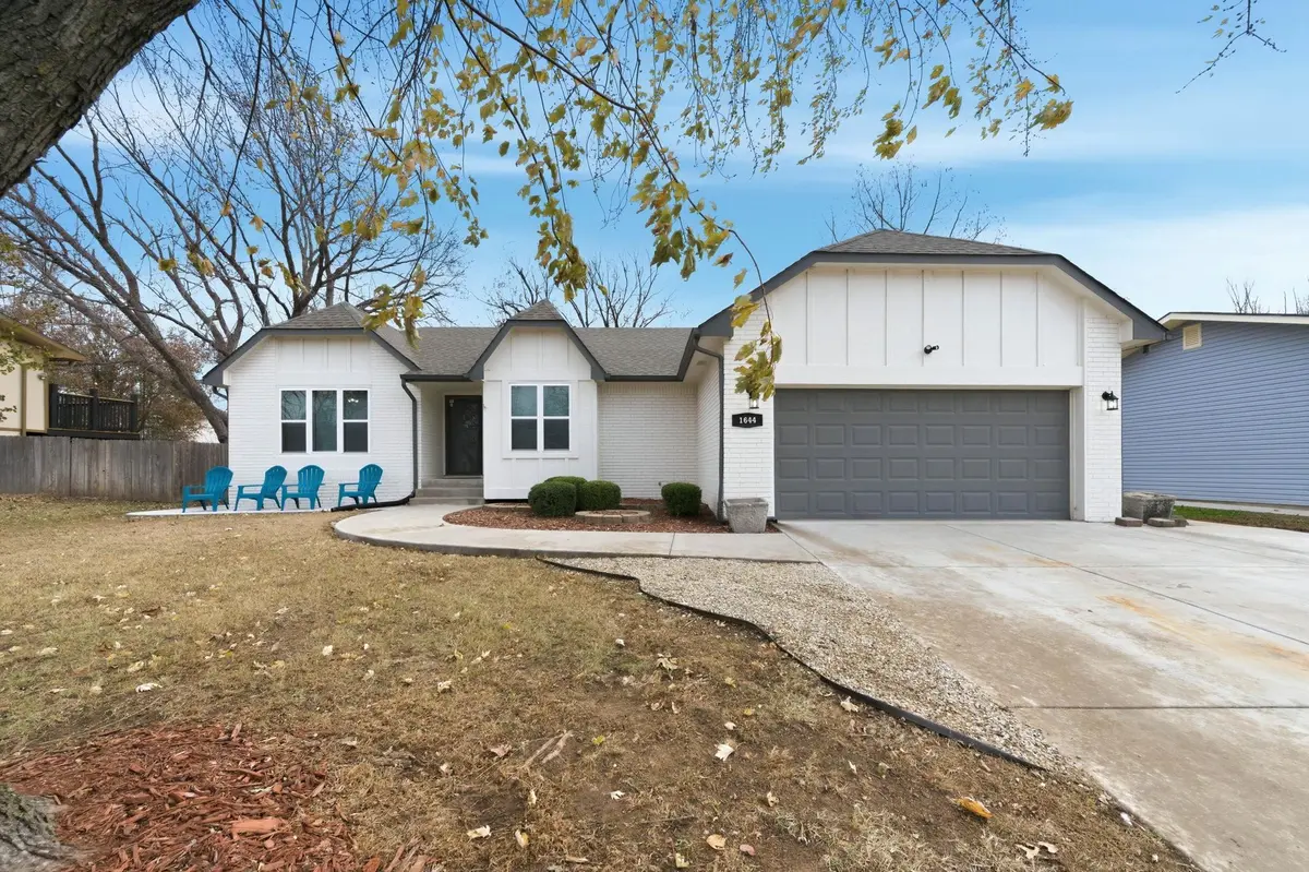 1644 N Parkdale St, Wichita, KS 67212