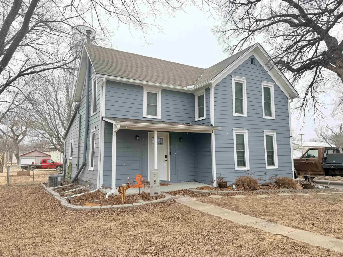 118 N Park St., Hope, KS 67451