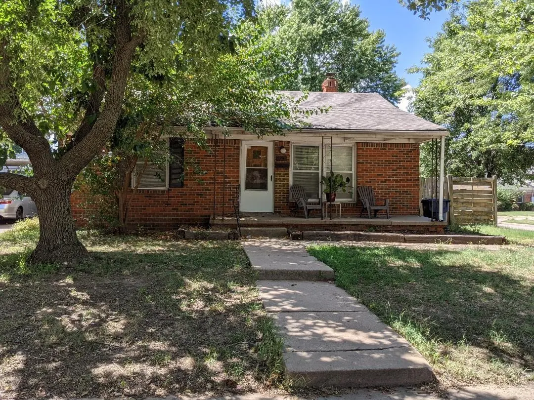 1701 S Erie St, Wichita, KS 67211
