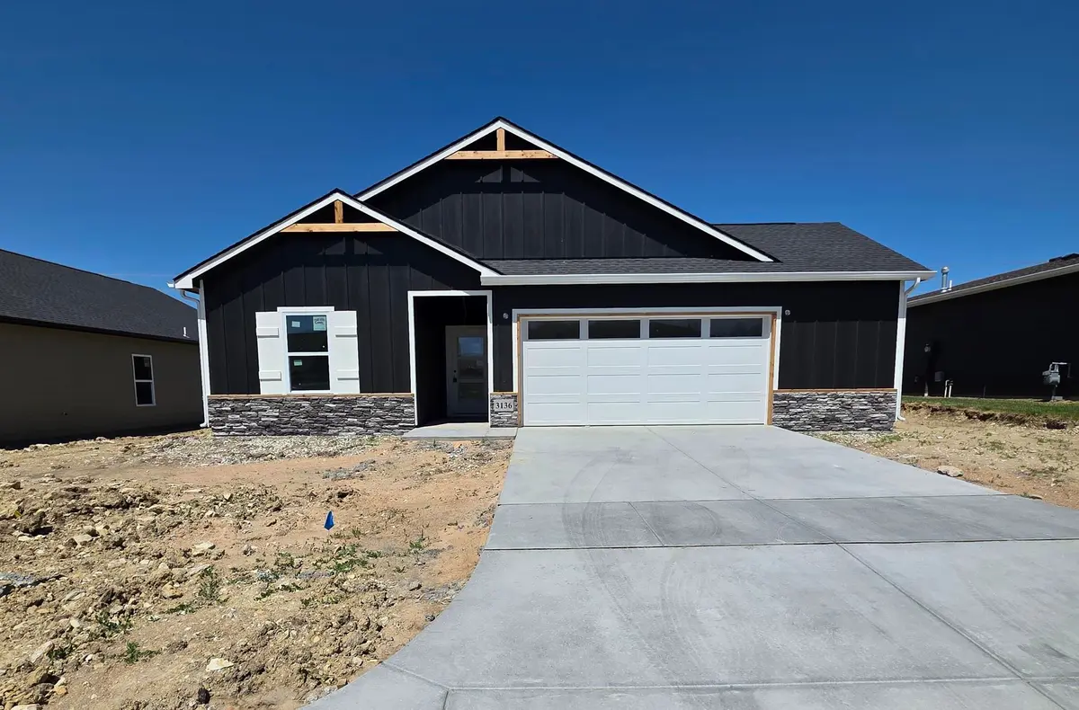 3136 E Highridge St, Park City, KS 67219