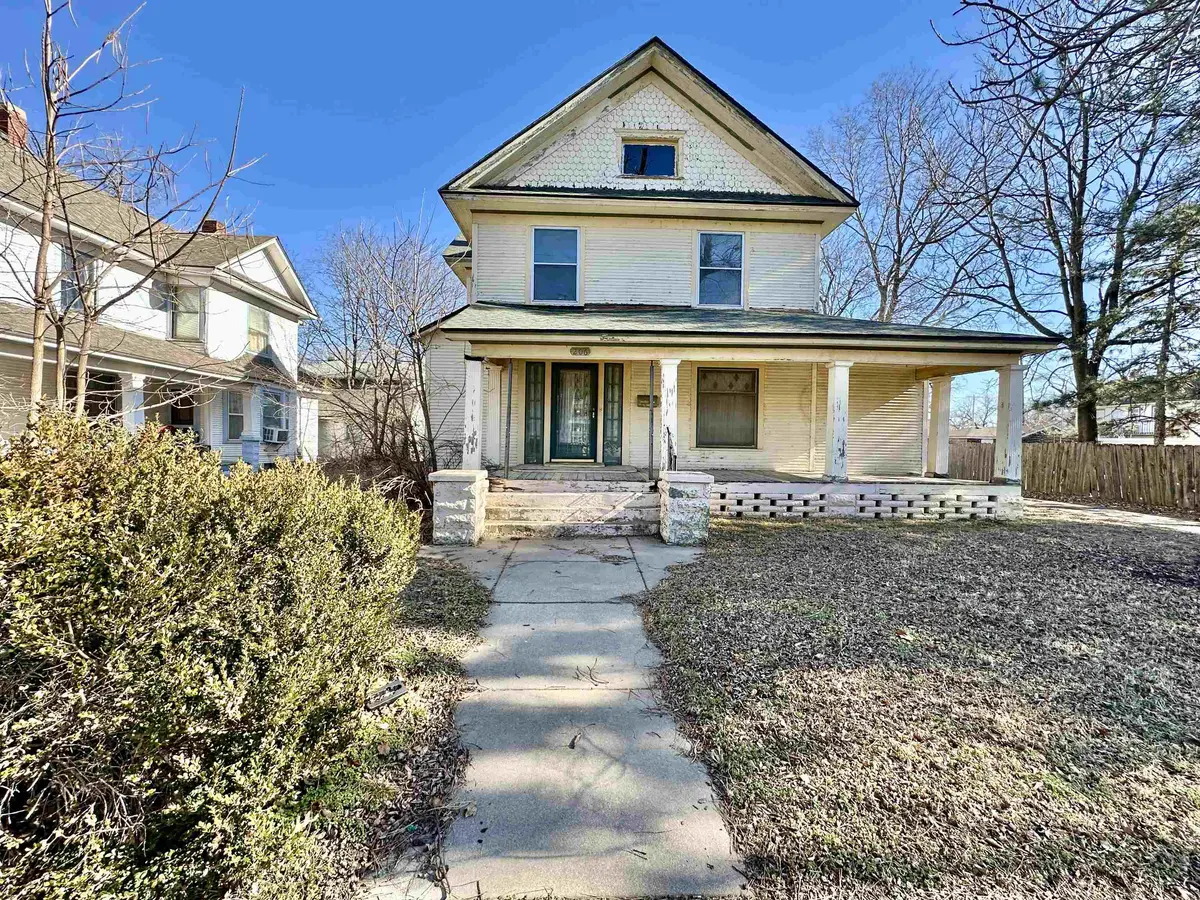 206 S Osage, Wichita, KS 67213