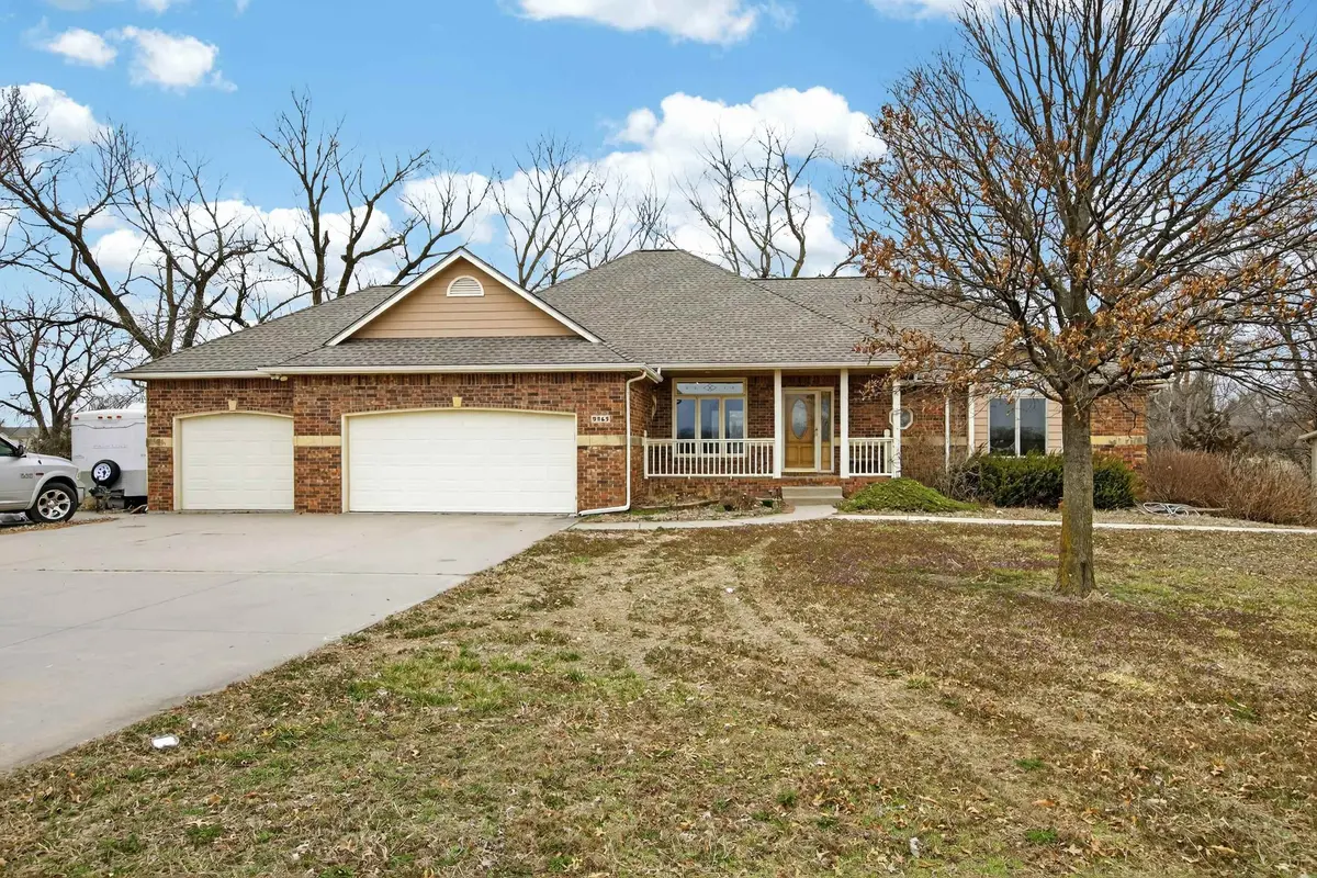 9969 N Meridian Ave, Valley Center, KS 67147