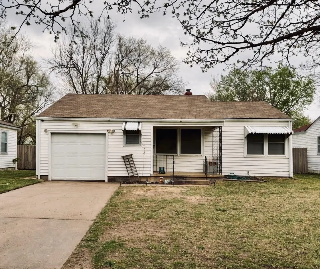 2434 S Ellis Ave, Wichita, KS 67216