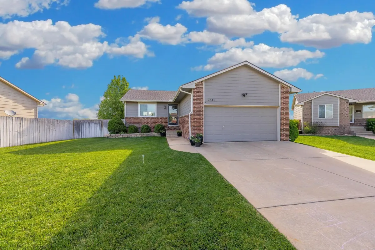 2641 E Spring Hill Ct, Goddard, KS 67052