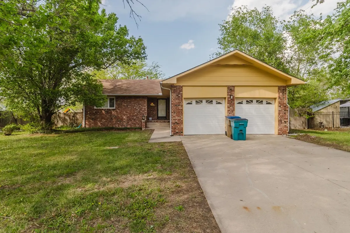 808 W Allison, Andover, KS 67002