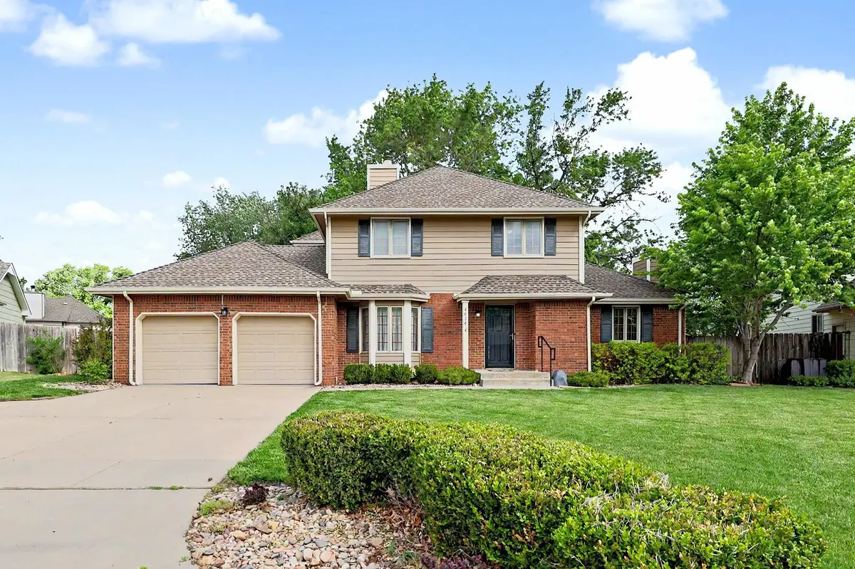 4628 N Farmstead Ct, Bel Aire, KS 67220