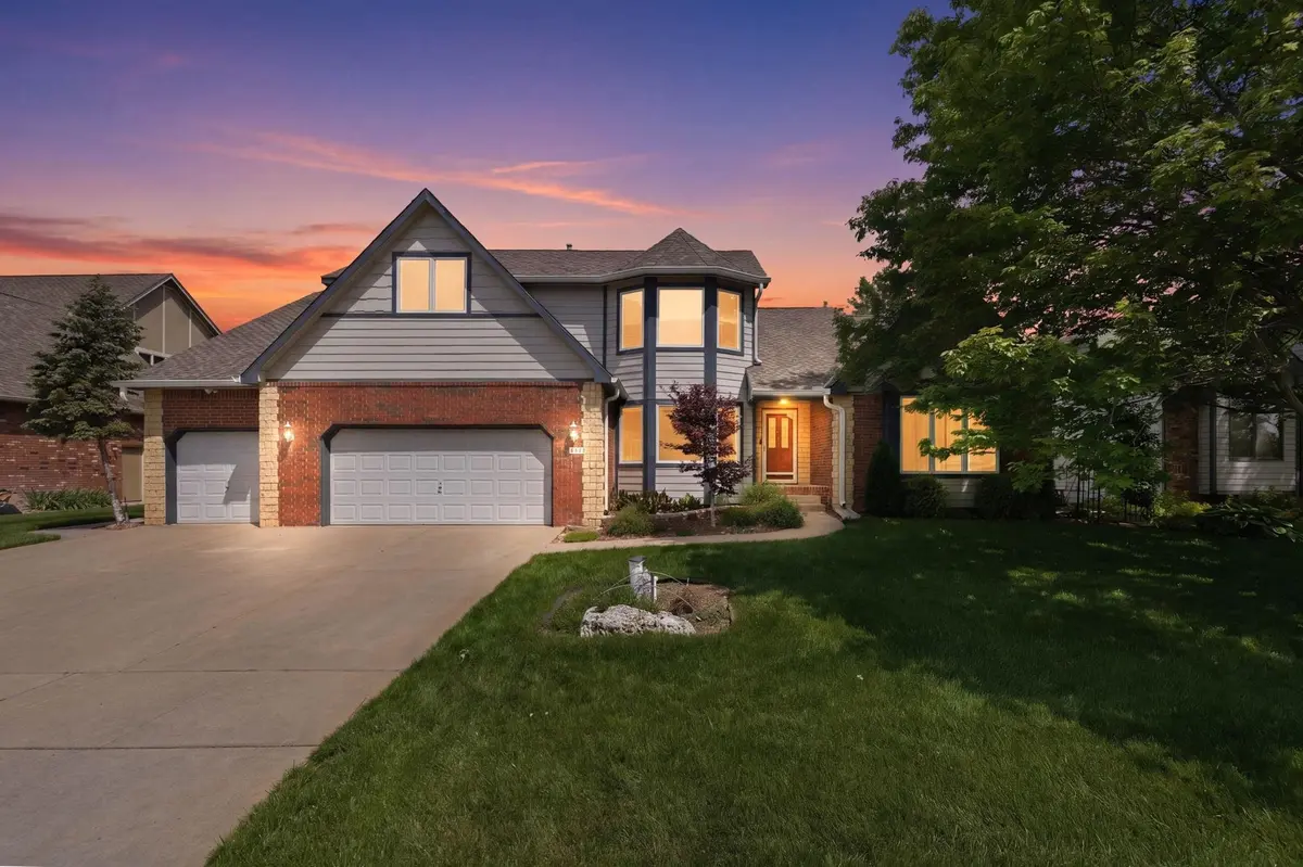 1325 N Pine Grove Ct., Wichita, KS 67212