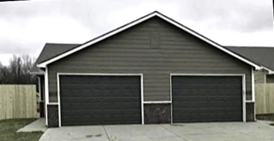1725-1727 E 69th Ct. N, Park City, KS 67219