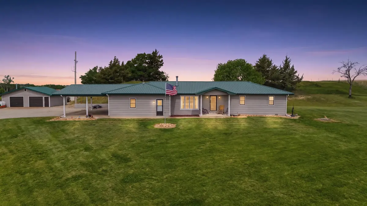 837 ST HWY 99, Severy, KS 67137