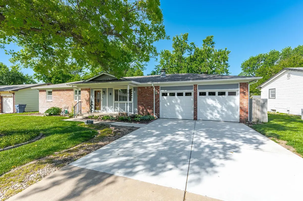 9 Argon Dr, Goddard, KS 67052