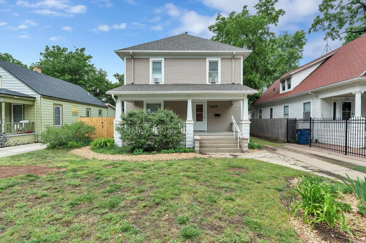 1337 N Wellington Place, Wichita, KS 67203