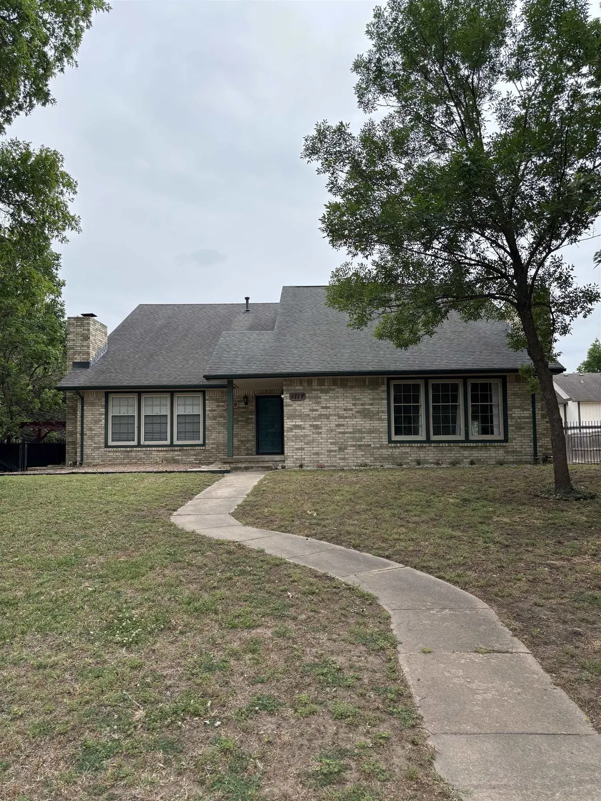1117 E Redwood Rd, Derby, KS 67037