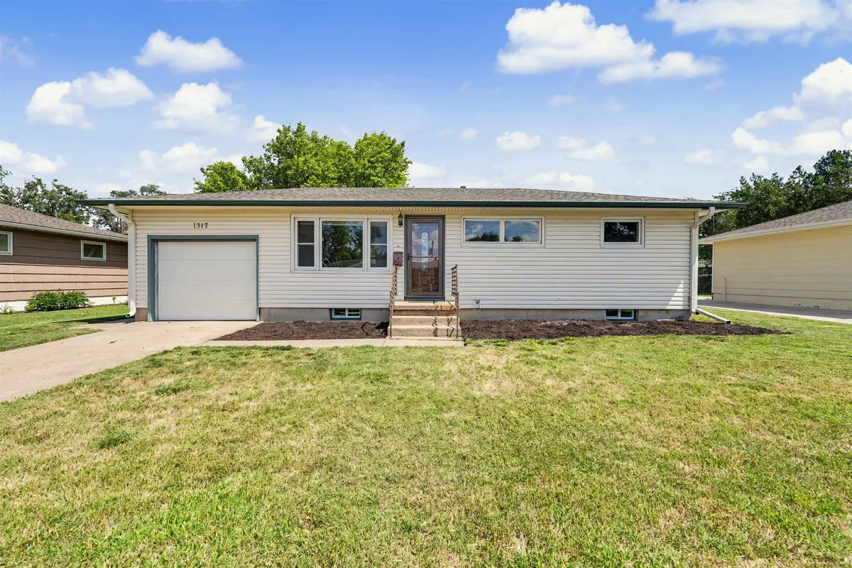 1317 Indian Rock Ln., Salina, KS 67401