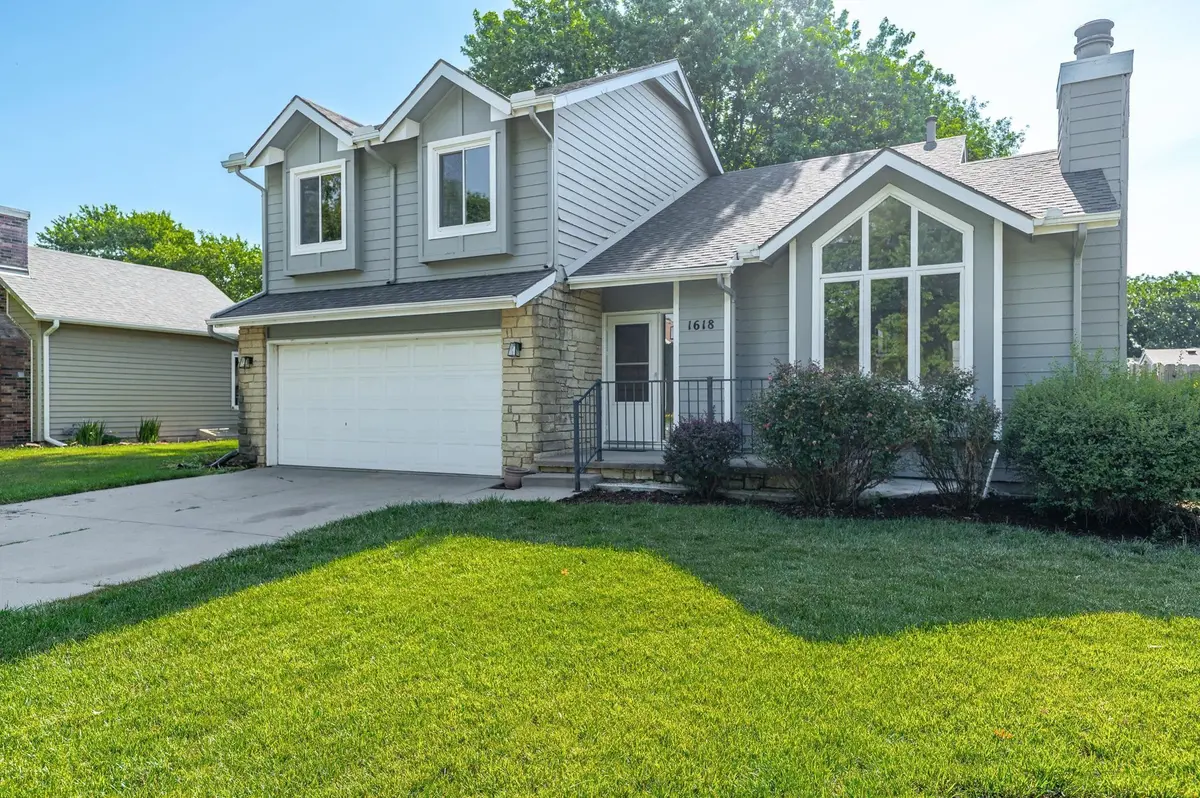1618 N Chambers St, Wichita, KS 67212