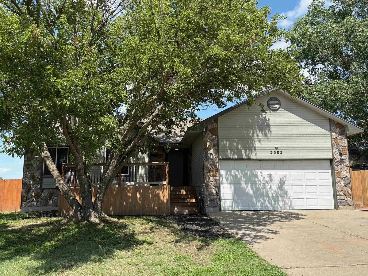 3502 W Fernwood, Wichita, KS 67217